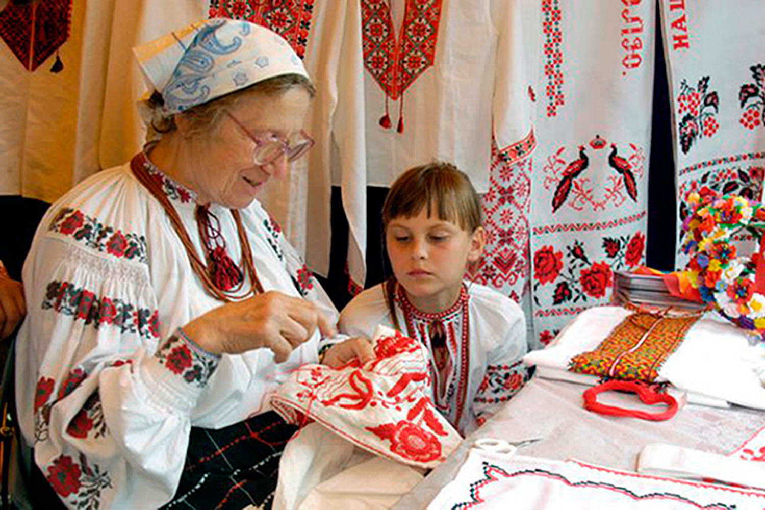 Immagini festa dei colori 2013 - Ucraina